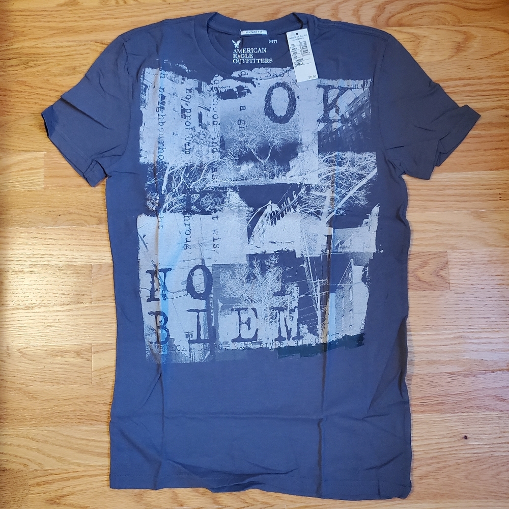 Men's American eagle t short sz sm